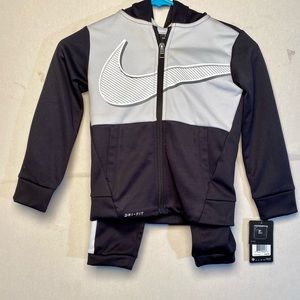 Nike Dri-Fit Just Do it-Boys (size 4T)